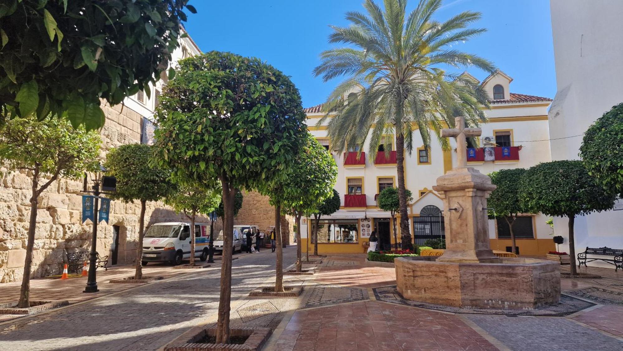 Oasis Jacuzzi Retreat Apartamento Marbella Exterior foto